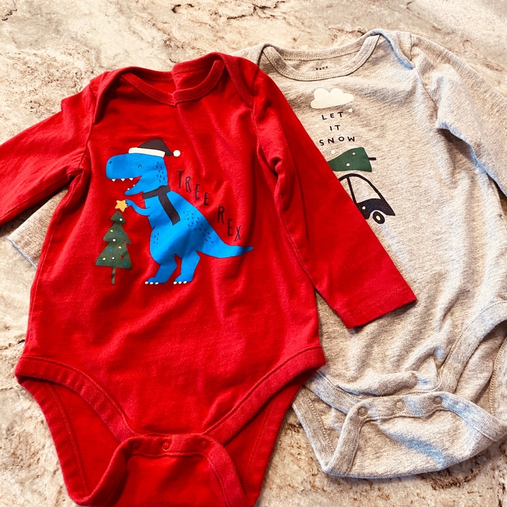 Set of 2 Baby Gap long sleeved onesies